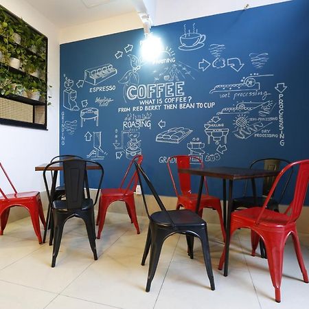 The Nguyens Cafe - Pink Church View Cidade de Ho Chi Minh Exterior foto